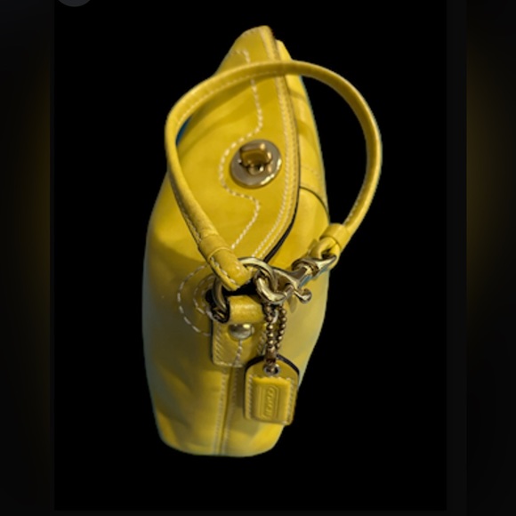 Coach Yellow Patent Leather Turnlock Wristlet - Coin Wallet - Picture 2 of 10